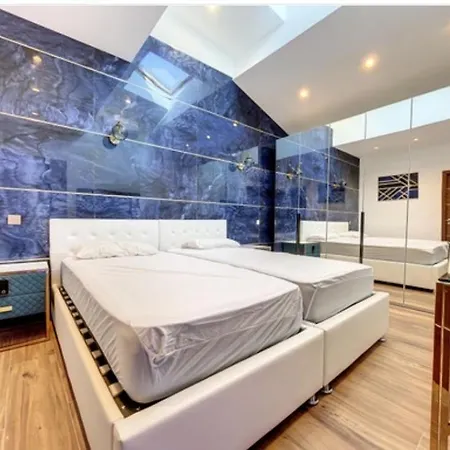 Apartment Palais Des Festivals