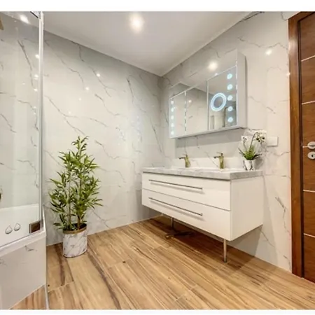Apartment Palais Des Festivals *